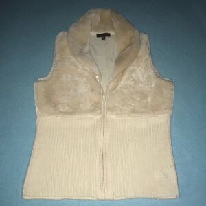 𝅺GLO jeans faux fur and knit zip up sleeveless vest cream colored Y2K size L